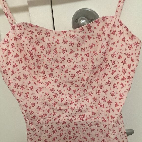 Ever After Floral Print Pink Dress with Adjustable Spaghetti Straps. Size 12 - Picture 2 of 8